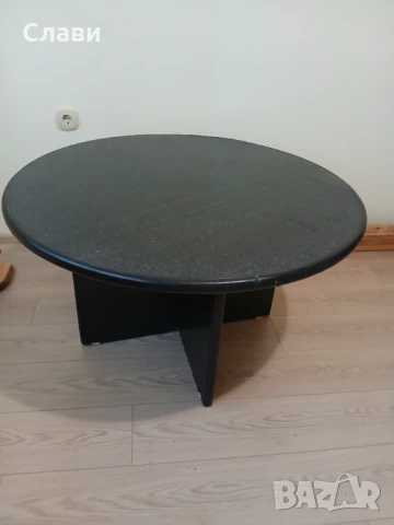 Продавам холна маса, кръгла,запазена 70лв , снимка 3 - Маси - 50919160