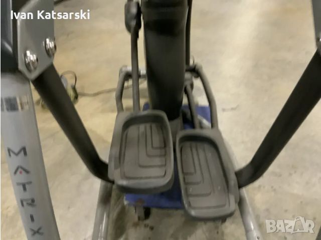 Професионален кростренажор Matrix E5x Suspension Elliptical, снимка 4 - Фитнес уреди - 46707387