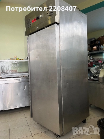 Хладилник професионален, снимка 6 - Хладилни витрини и фризери - 52504599