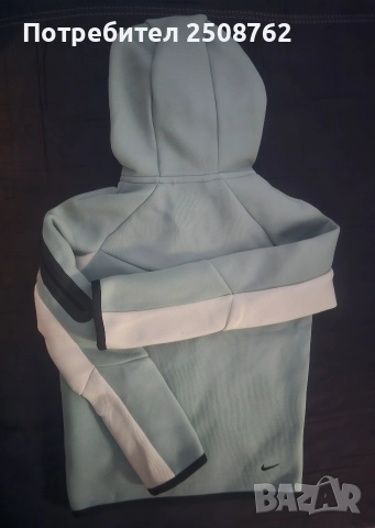 Nike Tech fleece оригинален комплект , снимка 6 - Детски анцузи и суичери - 51654345