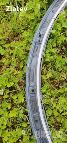 Оригинална лайсна вежда за AUDI Q3 F, снимка 2 - Части - 54236496