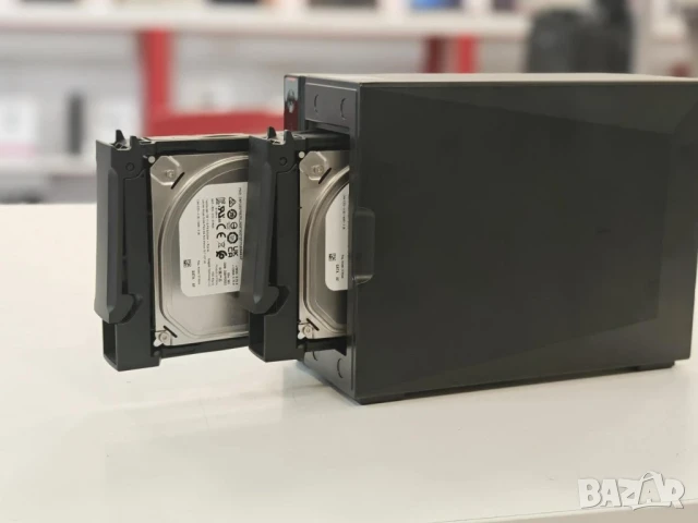 Asustor AS5202T NAS Multimedia Сторидж Intel J4025/4GB DDR4/2.5 GBs, снимка 5 - Външни хард дискове - 47890329