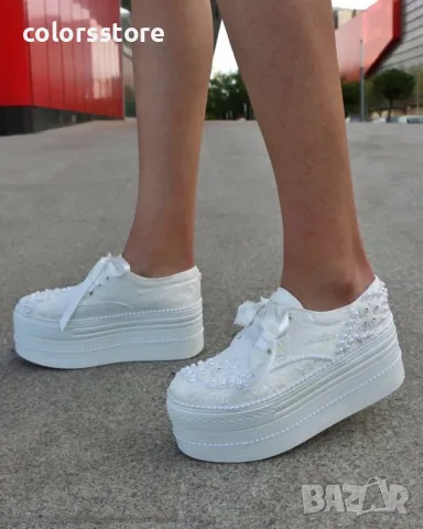 Обувки на платформа - бели - 412-30