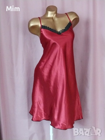 42/44 Червена сатенена нощница 