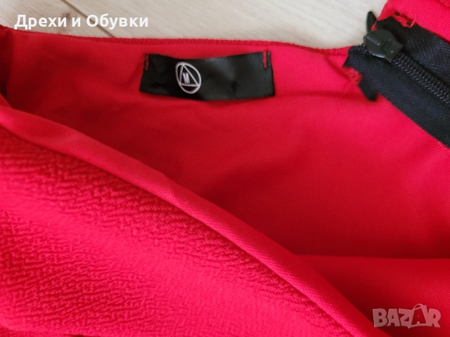 Елегантна червена рокля , снимка 2 - Рокли - 54153972