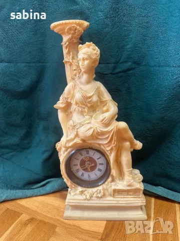 Продавам руски/съветски каминен часовник и статуетка/мрамор