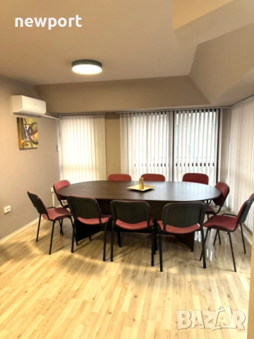 Давам под наем Обзаведен офис в супер-центъра на гр.Пловдив, кв.КАПАНА, снимка 2 - Офиси - 52065925