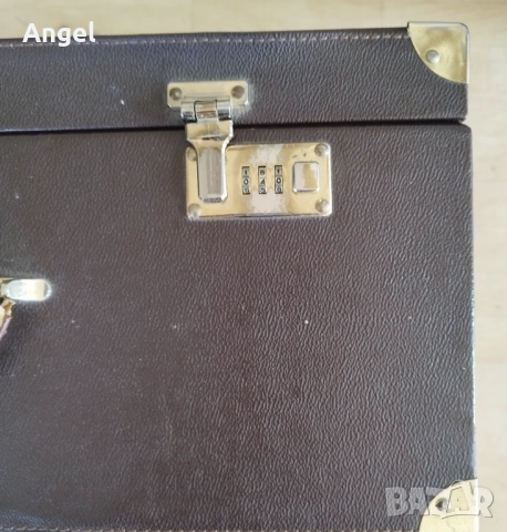 Акордеон Weltmeister S4, снимка 8 - Акордеони - 52790270