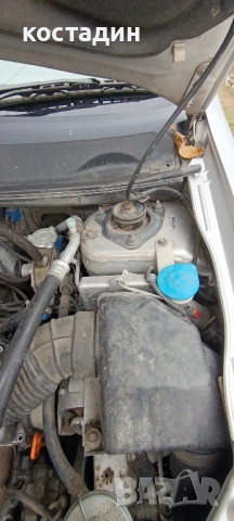 Honda H-RV 1.6I, снимка 13 - Автомобили и джипове - 52185627