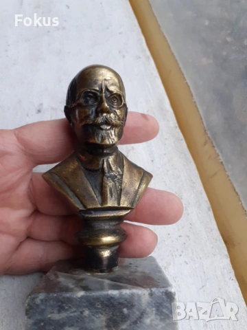 Малък бронзов бюст, фигура, статуетка, снимка 5 - Антикварни и старинни предмети - 53335740