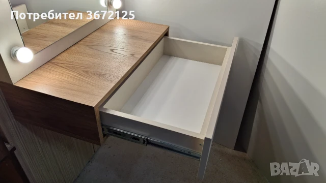 Огледало за грим, снимка 3 - Огледала - 51204953