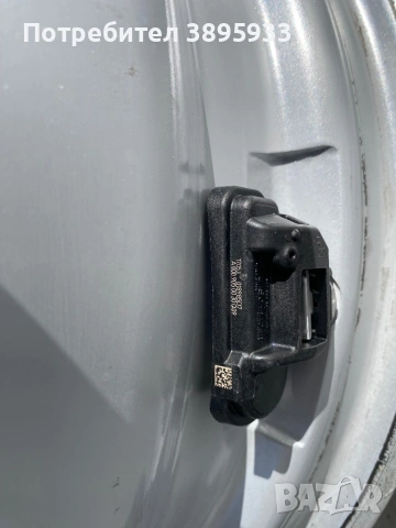 Ориинални джанти на Mercedes-Benz GLA 17”, снимка 7 - Гуми и джанти - 54074626