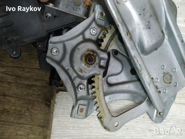 Повдигачи на прозорци 85720-02440. TOYOTA AURIS 2 , снимка 7 - Части - 50197260
