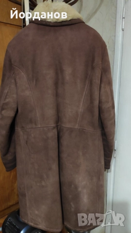 Мъжки зимен кожух много топъл и много запазен., снимка 2 - Палта - 52636176