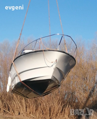 Продава се: Моторна яхта   двигател дизел  3.0 - 200 коня, снимка 3 - Воден транспорт - 54084856