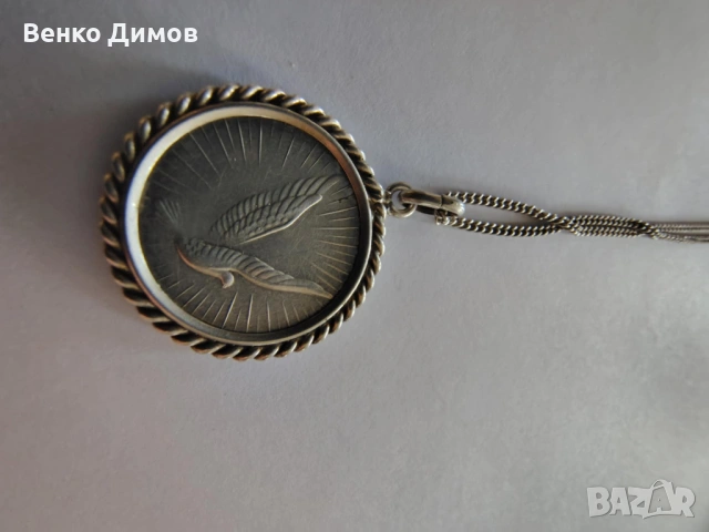 Почетен медальон на Асоциацията на немските любители на състезателни гълъби EV Essen1970-1980г., снимка 4 - Антикварни и старинни предмети - 53394812