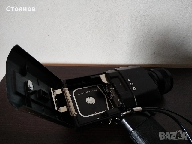 Ретро 8mm кинокамери Leica, Nizo, Agfa, YASHICA, MINOLTA, CNINON, снимка 17 - Камери - 42756575