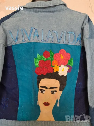 Ръчно рисувано дънково яке Frida Kahlo, снимка 5 - Якета - 47652403