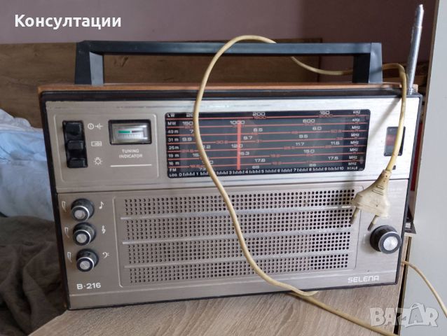 Радио SELENA от соца, снимка 1 - Антикварни и старинни предмети - 46451539