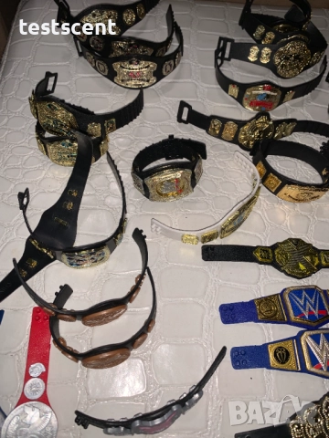 Шампионски колани пояси за WWE екшън фигурки action figure title belts championships вие си избирате, снимка 5 - Фигурки - 48747424