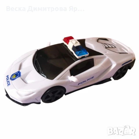 Полицейска кола с 3D светлини и звук – Бяла, въртяща се на 360 градуса, снимка 4 - Коли, камиони, мотори, писти - 51074158