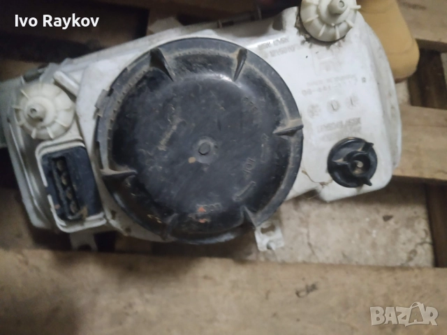 Десен фар за VW VENTO (1H2) 1.9 D ,  084411112R, снимка 4 - Части - 52870261