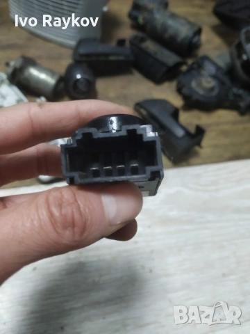 Бутон огледала за VOLKSWAGEN PASSAT , Bora , 3B1959565, снимка 3 - Части - 53034918