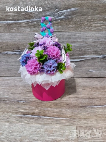 Сапунен букет "8 март", снимка 2 - Подаръци за жени - 53136226