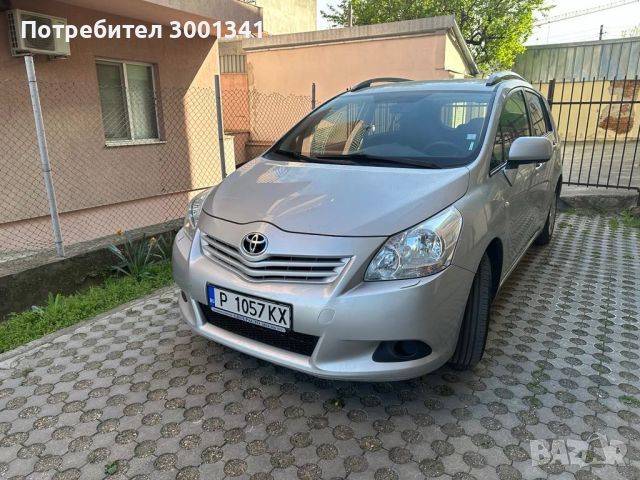 Продавам Toyota Verso, снимка 10 - Автомобили и джипове - 46409232