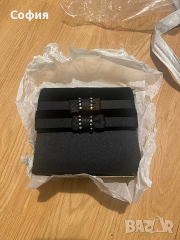 Елегантно дамско портмоне чантичка