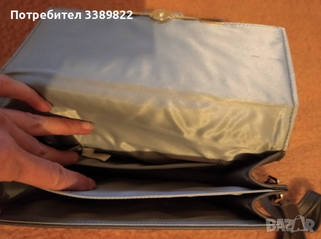 Дамска чанта , снимка 4 - Чанти - 53637778