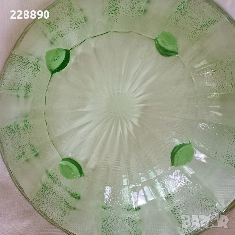 Стъклени фруктиери в зелено , снимка 9 - Антикварни и старинни предмети - 53070321