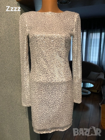 Елегантна рокля с пайети