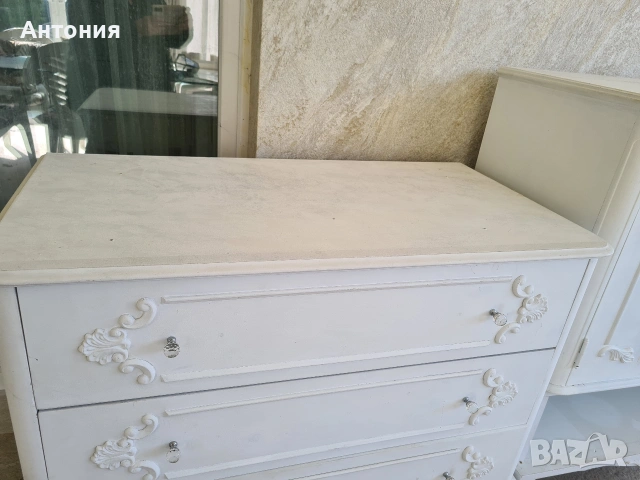 Бели скринове , тоалетка, гардероб, снимка 3 - Шкафове - 54051061