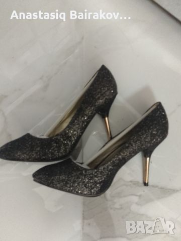 Обувки, снимка 2 - Дамски обувки на ток - 46446153