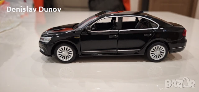 VW Passat B8 1:32 отваряеми врати, капак, светещи фарове и стопове, снимка 7 - Коли, камиони, мотори, писти - 51210893