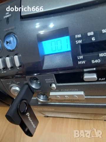 Радиокасетофон USB CD FM Aux радио диск флашка Karcher, снимка 4 - Радиокасетофони, транзистори - 54004426
