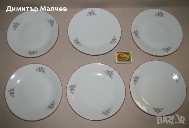 Лот 6 порцеланови чинии десертни 17 см Сиви рози завод Китка, запазени, снимка 1 - Чинии - 45717063