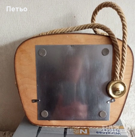 Работещ антикварен стенен часовник марка Neff, снимка 3 - Антикварни и старинни предмети - 53711037