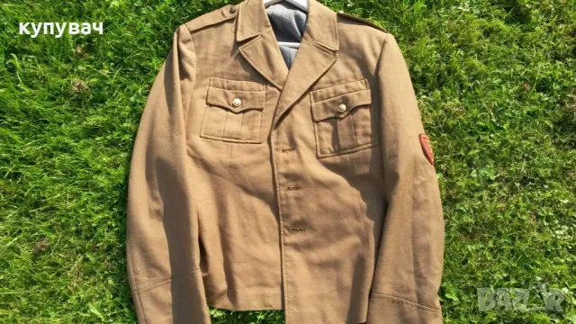 КУПУВАМ униформа бранник военна 