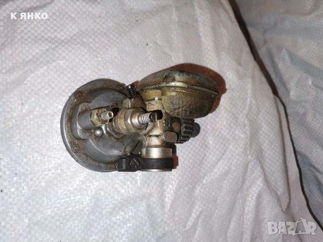 Руска резачка карбуратор, снимка 3 - Резервни части за машини - 54120320