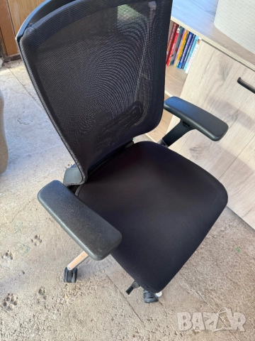 Продавам офис стол Sidiz T50, снимка 6 - Столове - 52222065