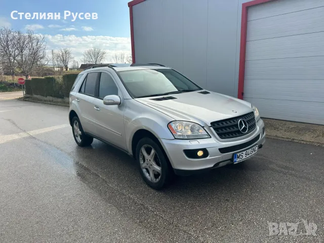 Mercedes-Benz ML 350i 272к.с бензин  / USA / w 164 -  , снимка 2 - Автомобили и джипове - 48263768