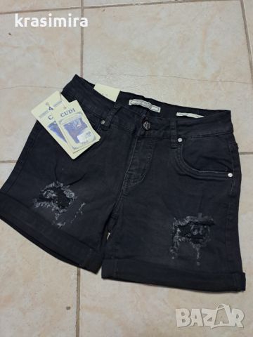 Черни дънкови панталонки , снимка 1 - Къси панталони и бермуди - 46448422