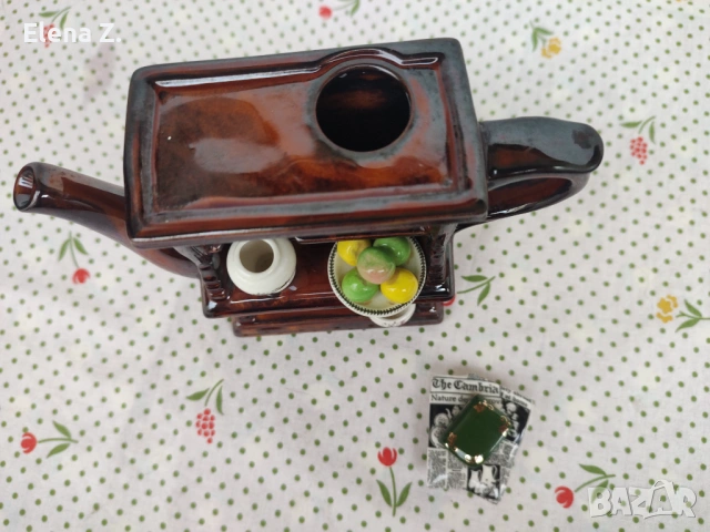 Разкошен малък чайник на Cardew и Portmeirion - шкаф за чинии, снимка 14 - Декорация за дома - 54003308