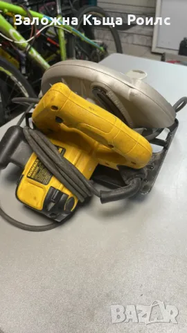 Eлектрически ръчен циркуляр DeWALT DWE560, 1350 W, 184 мм, снимка 2 - Други инструменти - 49361965