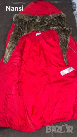Прекрасно яке на Motivi с топла подвижна качулка в красив червен цвят, снимка 9 - Якета - 53224066
