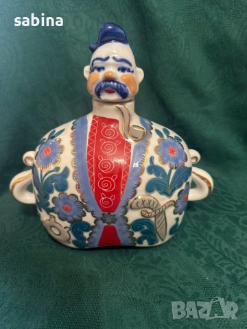 Рядка неизползвана нова порцеланова бутилка/гарафа „Казак с лула“, производство на Коростен, СССР, снимка 2 - Колекции - 52973528