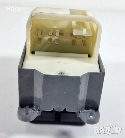 Копчета Бутони Панел Управление Ел Стъкла Yaris P13 Hybrid Тойота Ярис Хибрид П13 2017-2019, снимка 2 - Части - 52790359