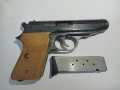 Юбилеен немски газов пистолет, снимка 1